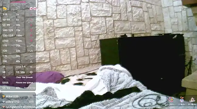 sansan2411 online show from February 1, 12:40 am