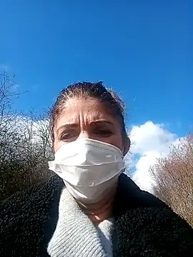 sansan2411 online show from February 23, 1:32 pm