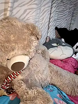 Snapshot of Ema_kraus chatting on February 23, 5:34 am Ema kraus online show from February 23, 5:34 am