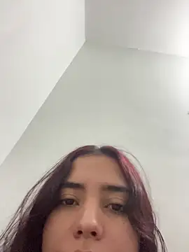 Snapshot of Ema_kraus chatting on February 24, 1:03 am Ema kraus online show from February 24, 1:03 am