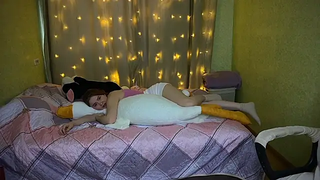 Snapshot of IlonaMurf chatting on February 8, 10:07 am IlonaMurf online show from February 8, 10:07 am