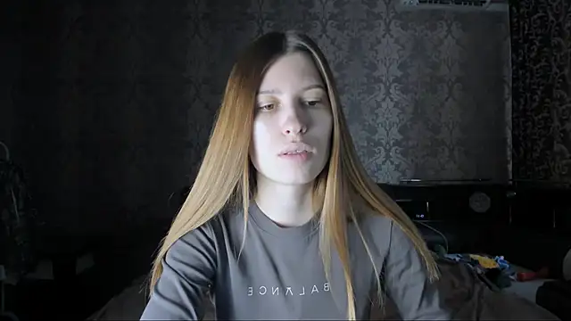 Agnes Allenn online show from September 25, 7:12 am