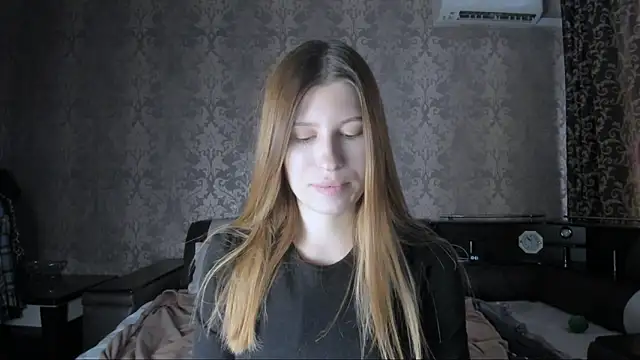 Agnes Allenn online show from September 28, 10:09 am