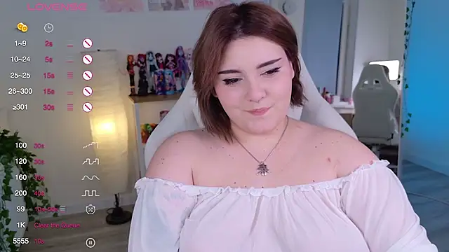 YumiYammy online show from October 5, 6:50 pm