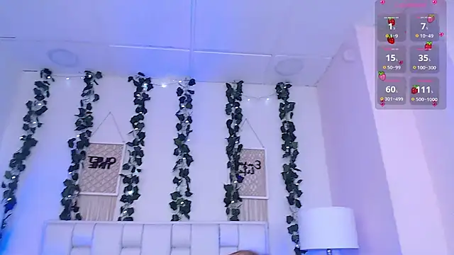 Snapshot of Miaa_gh1 chatting on March 5, 11:49 am Miaa gh1 online show from March 5, 11:49 am