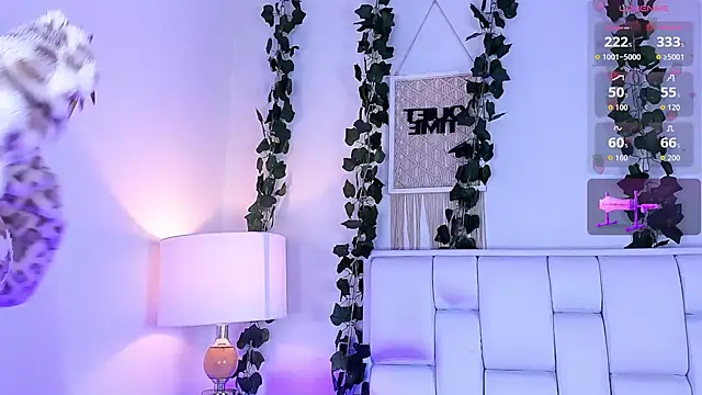 Snapshot of Miaa_gh1 chatting on February 8, 12:08 pm Miaa gh1 online show from February 8, 12:08 pm