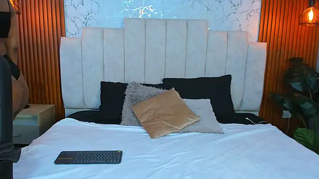 AinaraJimenez online show from February 7, 6:35 am