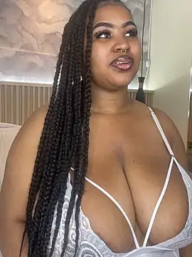 AinaraJimenez online show from December 4, 7:00 pm