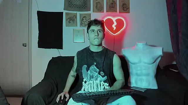 Antonello Vannucci online show from January 1, 8:47 pm