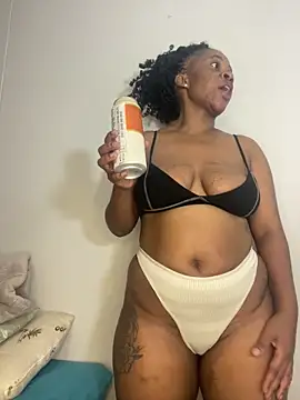 Snapshot of beverlyxxxx chatting on March 22, 2:58 pm beverlyxxxx online show from March 22, 2:58 pm