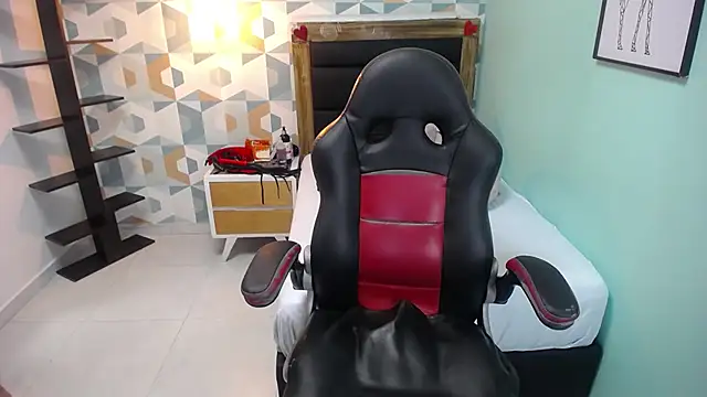 ARYAMORGAN1 online show from February 20, 12:25 pm