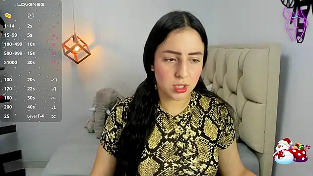 ARYAMORGAN1 online show from January 16, 7:29 pm