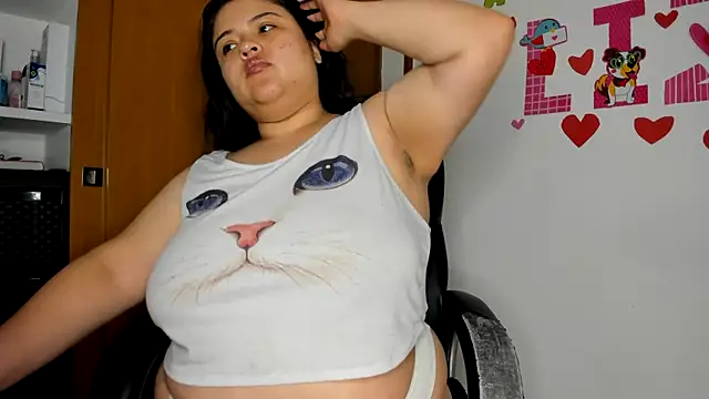 lizzie c online show from February 19, 2:12 pm