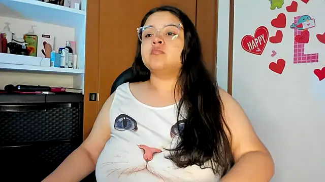 lizzie c online show from February 20, 2:51 am