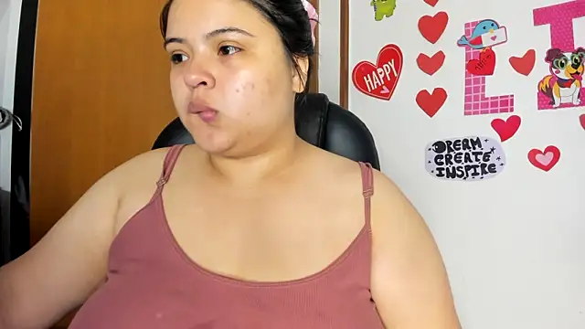 lizzie c online show from February 23, 7:17 pm