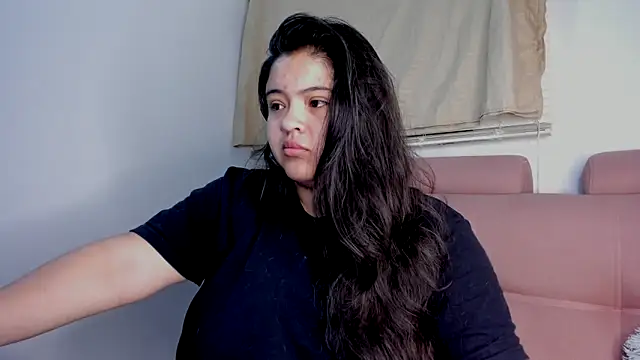 lizzie c online show from October 27, 8:18 am