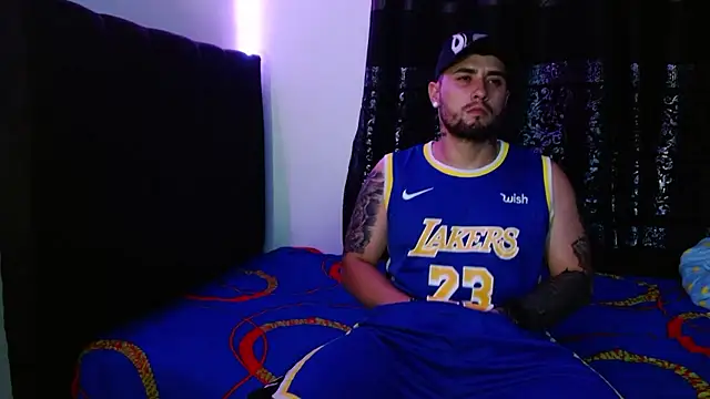 miia-liiam online show from January 8, 5:43 am