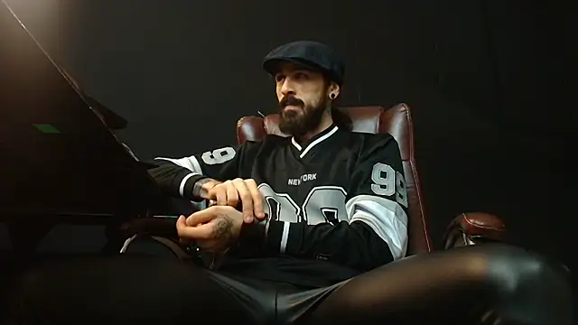 AxelColton online show from January 7, 5:54 am