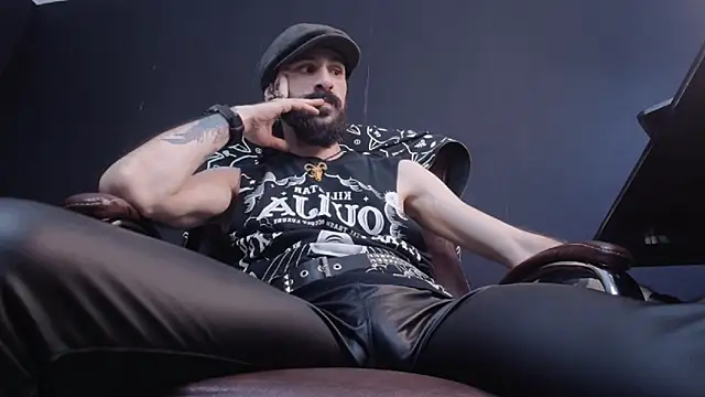 AxelColton online show from February 4, 12:33 pm