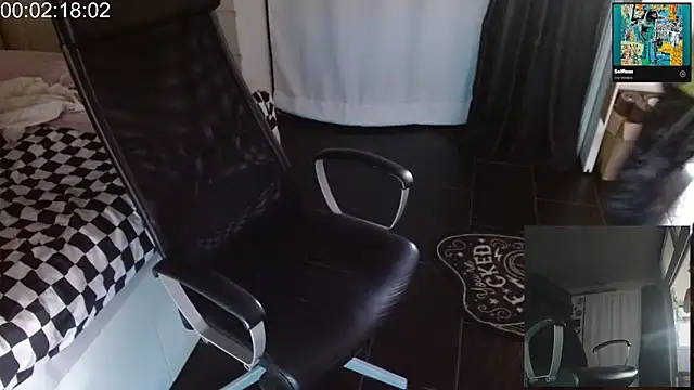 Chuck-FR online show from April 22, 3:02 pm