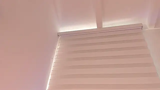 Snapshot of Alissonroses chatting on February 21, 9:05 pm Alissonroses online show from February 21, 9:05 pm