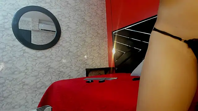 SEXY HOTTIE   online show from January 23, 3:43 pm