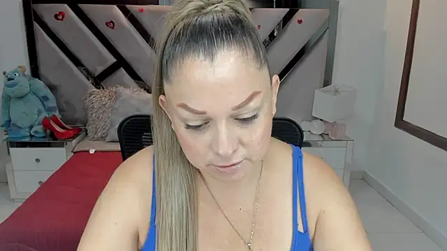 natalia5560 online show from October 22, 1:00 pm