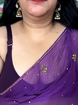 Snapshot of FlatVincy4 chatting on September 18, 8:38 am FlatVincy4 online show from September 18, 8:38 am