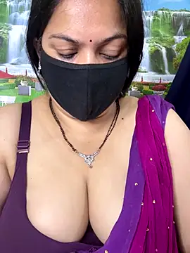 Snapshot of FlatVincy4 chatting on September 27, 4:12 pm FlatVincy4 online show from September 27, 4:12 pm