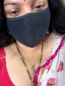 Snapshot of FlatVincy4 chatting on October 6, 3:42 pm FlatVincy4 online show from October 6, 3:42 pm