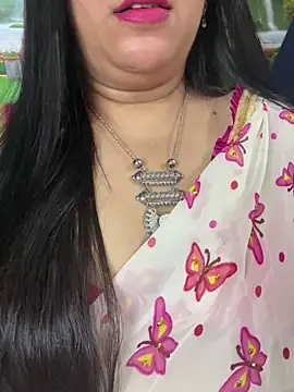 Snapshot of FlatVincy4 chatting on October 29, 5:31 am FlatVincy4 online show from October 29, 5:31 am