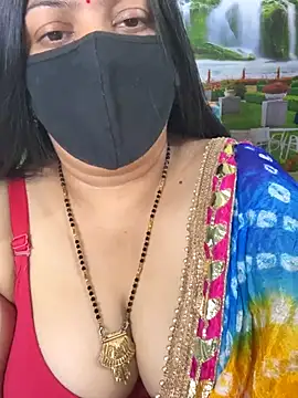 Snapshot of FlatVincy4 chatting on November 8, 4:12 am FlatVincy4 online show from November 8, 4:12 am