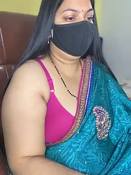 FlatVincy4 online show from December 18, 4:07 am