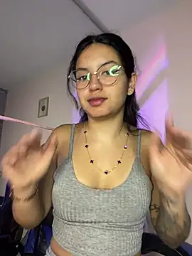 Rosita forever  online show from February 18, 12:45 pm