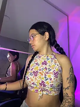 Rosita forever  online show from April 13, 1:05 pm