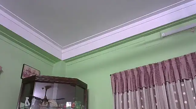 Snapshot of GildanK18 chatting on March 21, 12:18 am GildanK18 online show from March 21, 12:18 am