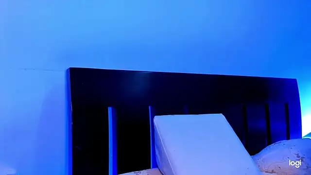 BradLeon  online show from March 23, 2:59 am