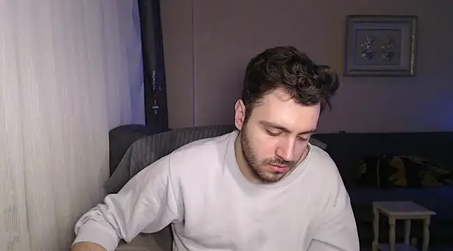 handsomeee04 online show from March 20, 10:18 pm