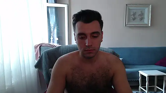 handsomeee04 online show from September 13, 6:35 am