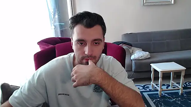 handsomeee04 online show from September 23, 2:42 pm