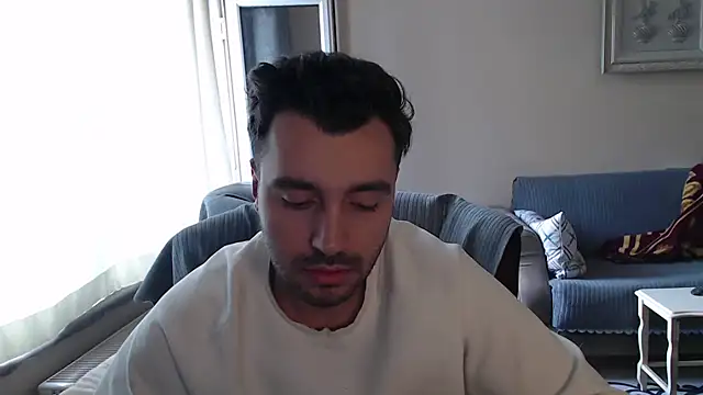 handsomeee04 online show from November 8, 1:22 pm