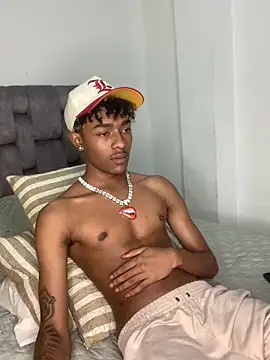 Boy cock18 online show from February 8, 2:15 am