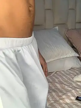 Boy cock18 online show from February 10, 11:02 pm