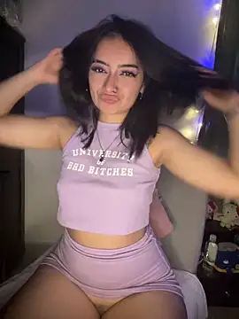 Snapshot of angelgate chatting on February 22, 1:44 am angelgate online show from February 22, 1:44 am