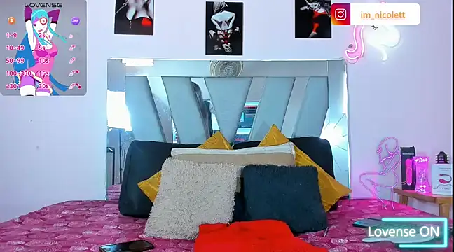 supradoll online show from February 17, 2:37 pm