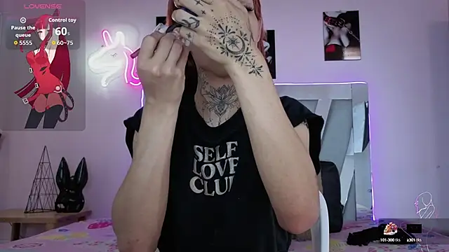 supradoll online show from September 11, 5:13 pm