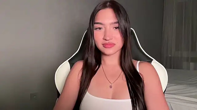 MilenaMilven online show from March 25, 8:15 pm