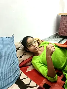 Snapshot of KumarSilencesex21 chatting on December 21, 10:33 am KumarSilencesex21 online show from December 21, 10:33 am