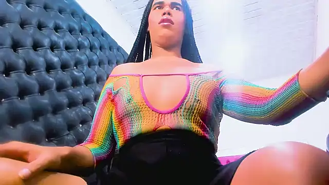 Snapshot of fox_naughty_violet chatting on October 12, 2:54 am fox naughty violet online show from October 12, 2:54 am