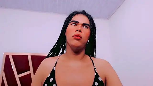 Snapshot of fox_naughty_violet chatting on October 17, 3:20 am fox naughty violet online show from October 17, 3:20 am